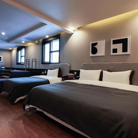 Brown-Dot Hotel Yangjeong Busan Exterior foto