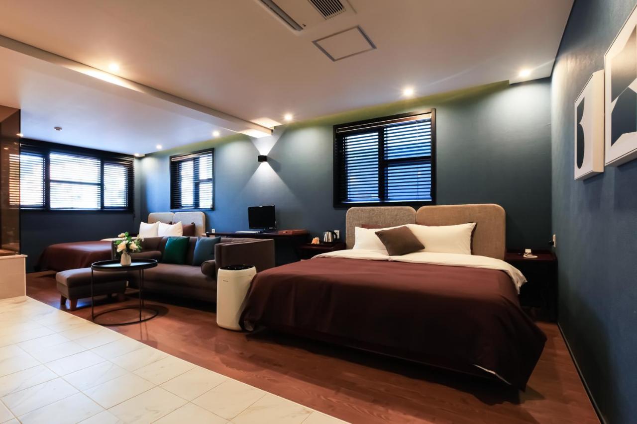 Brown-Dot Hotel Yangjeong Busan Exterior foto